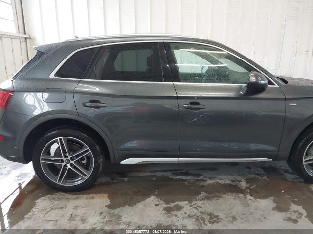 2024 Audi Q5 E Premium Plus 55 მანქანა იყიდება აუქციონზე, vin: WA1E2AFY4R2120785, აუქციონის ნომერი: 45057772
