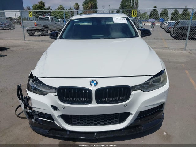 2015 Bmw 335i მანქანა იყიდება აუქციონზე, vin: WBA3A9G50FNS65784, აუქციონის ნომერი: 45057781