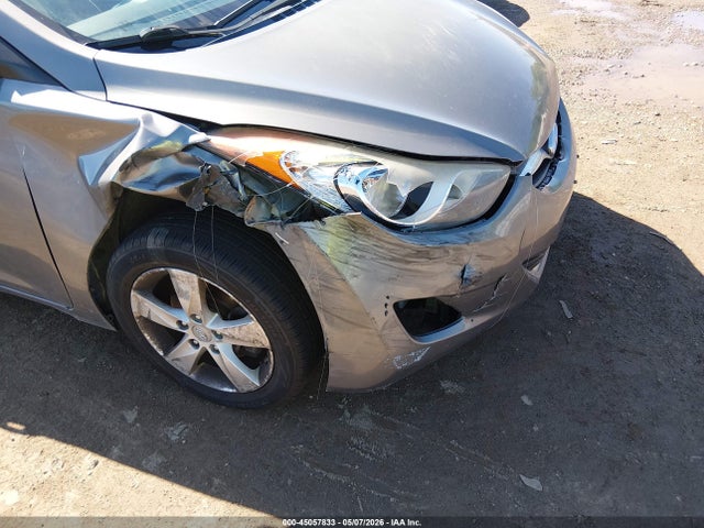 2013 Hyundai Elantra Gls მანქანა იყიდება აუქციონზე, vin: 5NPDH4AEXDH419204, აუქციონის ნომერი: 45057833