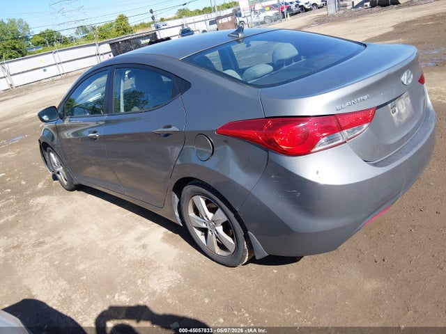2013 Hyundai Elantra Gls მანქანა იყიდება აუქციონზე, vin: 5NPDH4AEXDH419204, აუქციონის ნომერი: 45057833