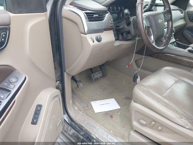 Продажа на аукционе авто 2015 Chevrolet Suburban 1500 Lt, vin: 1GNSCJKCXFR709768, номер лота: 45057858