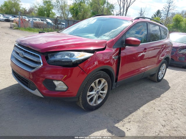 45057875 :رقم المزاد ، 1FMCU0GD5HUB20726 vin ، 2017 Ford Escape Se مزاد بيع
