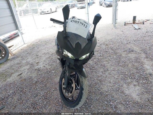 2025 Kawasaki Ex500 მანქანა იყიდება აუქციონზე, vin: ML5EXGG18SDA71786, აუქციონის ნომერი: 45057912