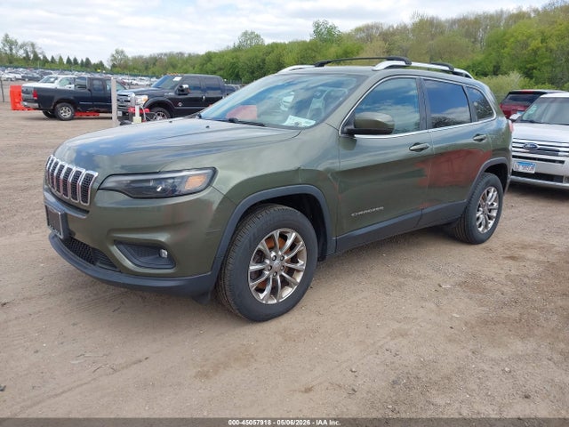 45057918 :رقم المزاد ، 1C4PJMLB2KD355389 vin ، 2019 Jeep Cherokee Latitude Plus 4x4 مزاد بيع
