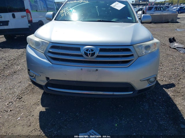 Продаж на аукціоні авто 2012 Toyota Highlander Se V6, vin: 5TDBK3EH7CS125064, номер лоту: 45057992
