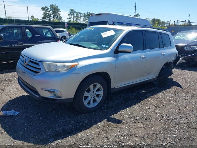 Продаж на аукціоні авто 2012 Toyota Highlander Se V6, vin: 5TDBK3EH7CS125064, номер лоту: 45057992