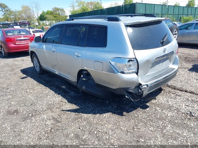 Продаж на аукціоні авто 2012 Toyota Highlander Se V6, vin: 5TDBK3EH7CS125064, номер лоту: 45057992