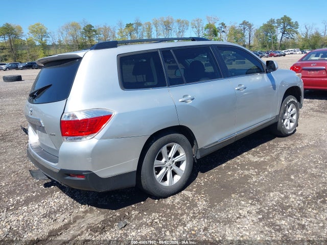 Продаж на аукціоні авто 2012 Toyota Highlander Se V6, vin: 5TDBK3EH7CS125064, номер лоту: 45057992