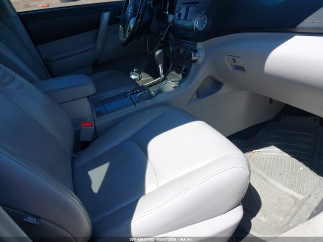 Продаж на аукціоні авто 2012 Toyota Highlander Se V6, vin: 5TDBK3EH7CS125064, номер лоту: 45057992