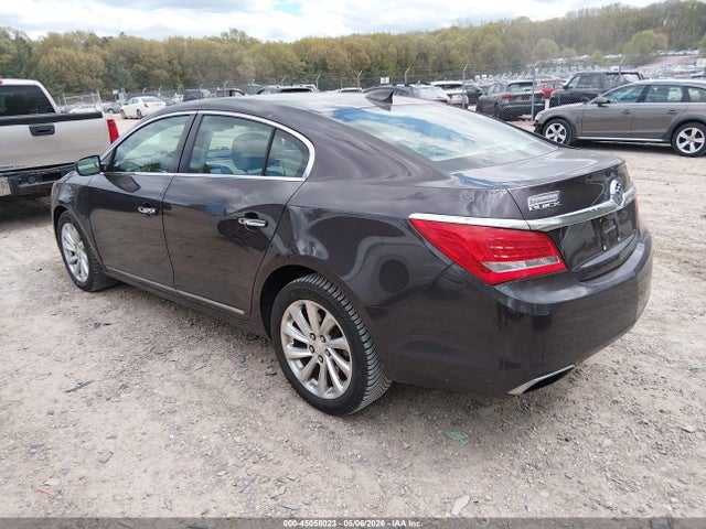 45058023 :رقم المزاد ، 1G4GB5G3XFF261577 vin ، 2015 Buick Lacrosse Leather مزاد بيع