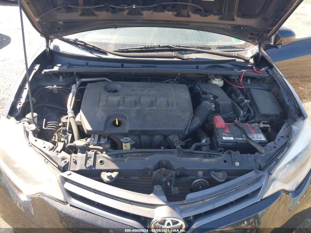 45058024 :رقم المزاد ، 2T1BURHE9FC338383 vin ، 2015 Toyota Corolla Le مزاد بيع
