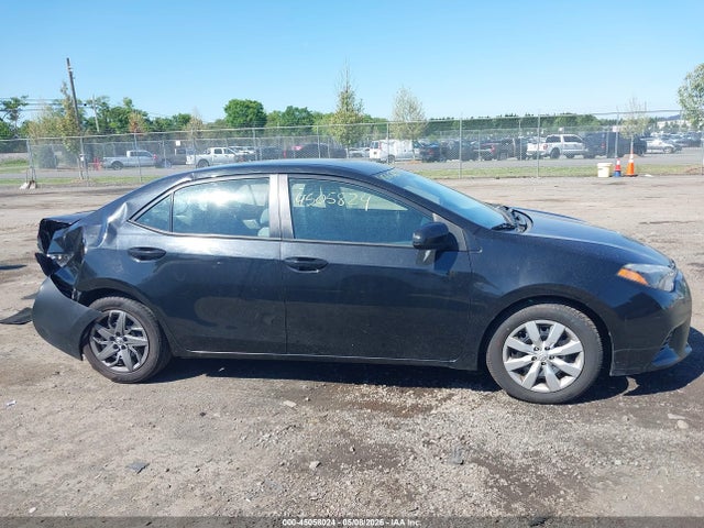 45058024 :رقم المزاد ، 2T1BURHE9FC338383 vin ، 2015 Toyota Corolla Le مزاد بيع