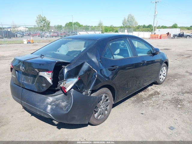 45058024 :رقم المزاد ، 2T1BURHE9FC338383 vin ، 2015 Toyota Corolla Le مزاد بيع