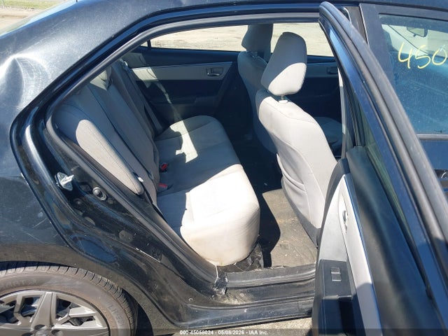 45058024 :رقم المزاد ، 2T1BURHE9FC338383 vin ، 2015 Toyota Corolla Le مزاد بيع