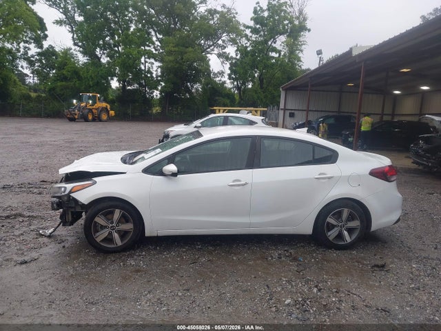 Продаж на аукціоні авто 2018 Kia Forte Lx, vin: 3KPFL4A75JE171095, номер лоту: 45058026