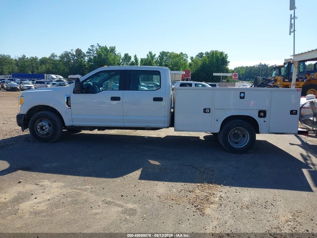 Ford F-350 Chassis Xl 2017 1FD8W3G6XHEE74075 Image 20