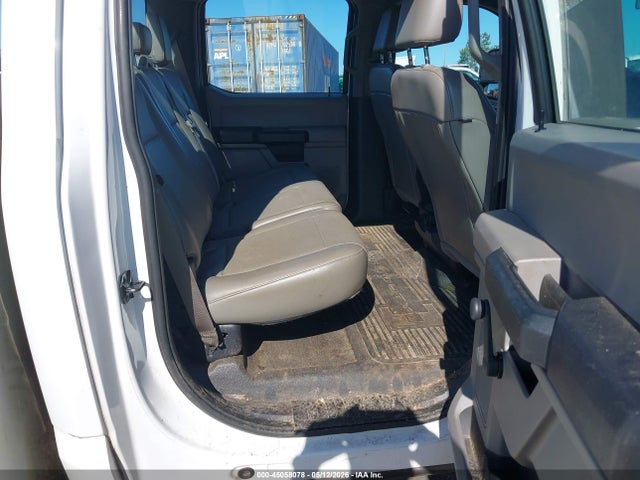 Ford F-350 Chassis Xl 2017 1FD8W3G6XHEE74075 Image 8