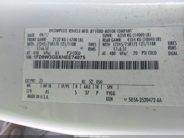 Ford F-350 Chassis Xl 2017 1FD8W3G6XHEE74075 Image 9