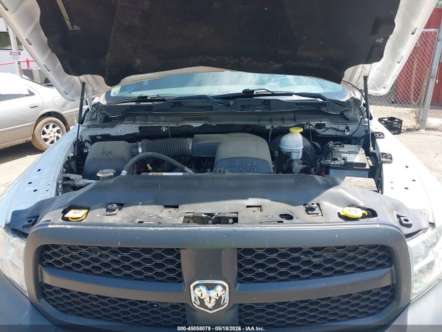 Продаж на аукціоні авто 2018 Ram 1500 Tradesman  4x4 6'4 Box, vin: 1C6RR7FG8JS289555, номер лоту: 45058079