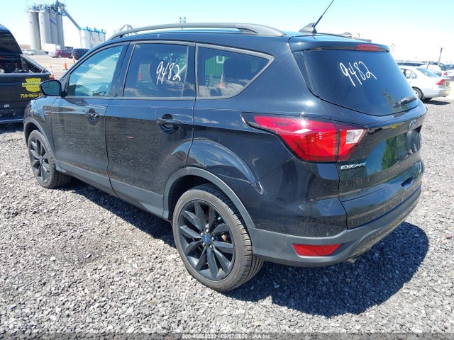 Продаж на аукціоні авто 2019 Ford Escape Se, vin: 1FMCU9GD7KUA73565, номер лоту: 45058092