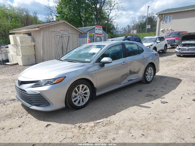 45058103 :رقم المزاد ، 4T1C11AK3PU823777 vin ، 2023 Toyota Camry Le مزاد بيع