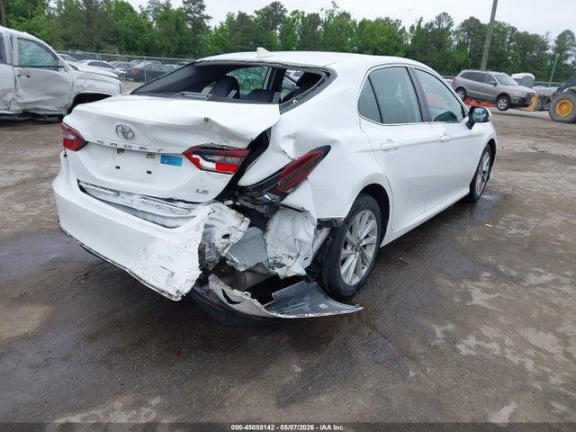 Продаж на аукціоні авто 2022 Toyota Camry Le, vin: 4T1C11AK4NU665558, номер лоту: 45058142
