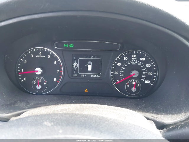 5XYPGDA32GG038506 KIA Sorento 2.4l Lx
