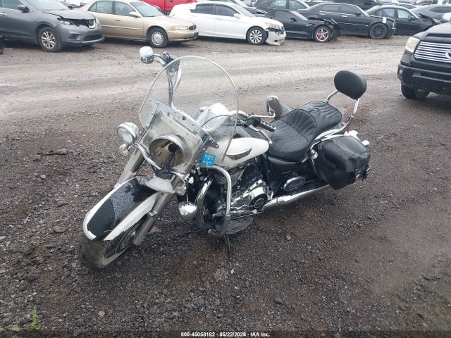 2017 Triumph Motorcycle Thunderbird Lt მანქანა იყიდება აუქციონზე, vin: SMTB07WF0HJ785978, აუქციონის ნომერი: 45058182