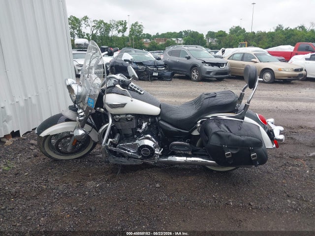 2017 Triumph Motorcycle Thunderbird Lt მანქანა იყიდება აუქციონზე, vin: SMTB07WF0HJ785978, აუქციონის ნომერი: 45058182