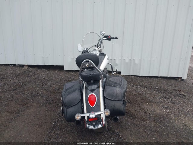 2017 Triumph Motorcycle Thunderbird Lt მანქანა იყიდება აუქციონზე, vin: SMTB07WF0HJ785978, აუქციონის ნომერი: 45058182
