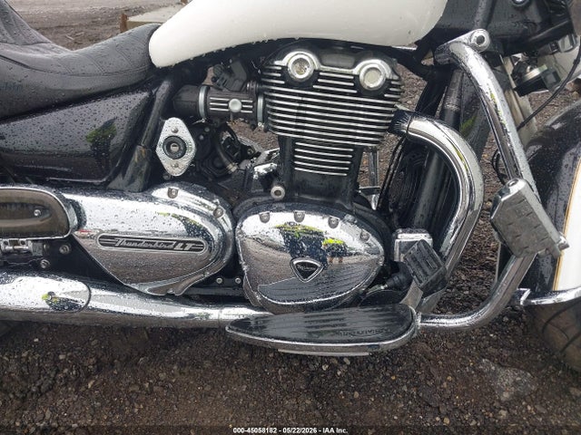 2017 Triumph Motorcycle Thunderbird Lt მანქანა იყიდება აუქციონზე, vin: SMTB07WF0HJ785978, აუქციონის ნომერი: 45058182