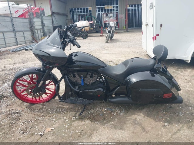 Aukcja sprzedaży 2016 Victory Motorcycles Cross Country Abs, vin: 5VPDW36N6G3046799, numer aukcji: 45058245