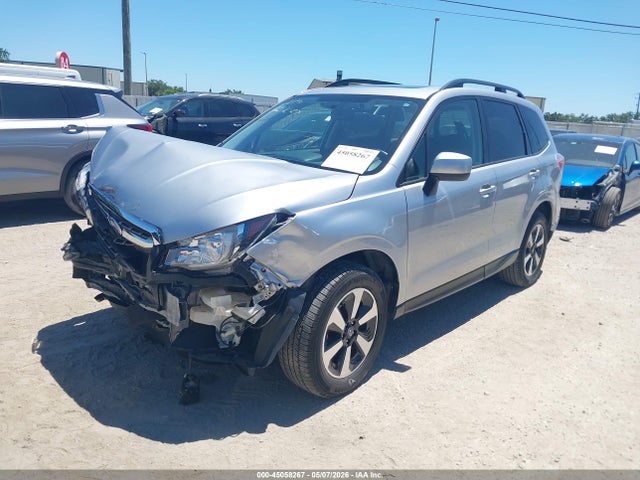 45058267 :رقم المزاد ، JF2SJAGC7JH576507 vin ، 2018 Subaru Forester 2.5i Premium مزاد بيع