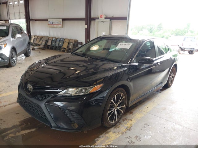 Продаж на аукціоні авто 2018 Toyota Camry Se, vin: 4T1B11HK5JU080211, номер лоту: 45058305