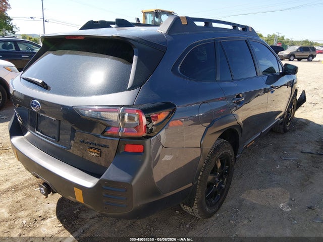 45058350 :رقم المزاد ، 4S4BTGUD9N3168033 vin ، 2022 Subaru Outback Wilderness مزاد بيع