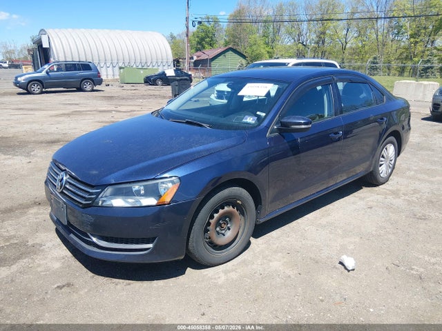 Продаж на аукціоні авто 2014 Volkswagen Passat 1.8t S, vin: 1VWAT7A38EC046692, номер лоту: 45058358