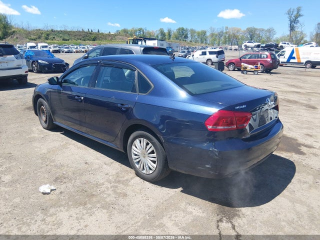Продаж на аукціоні авто 2014 Volkswagen Passat 1.8t S, vin: 1VWAT7A38EC046692, номер лоту: 45058358