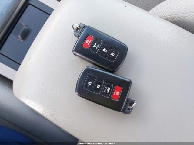 Продажа на аукционе авто 2013 Toyota Camry Hybrid Xle, vin: 4T1BD1FK0DU076033, номер лота: 45058365