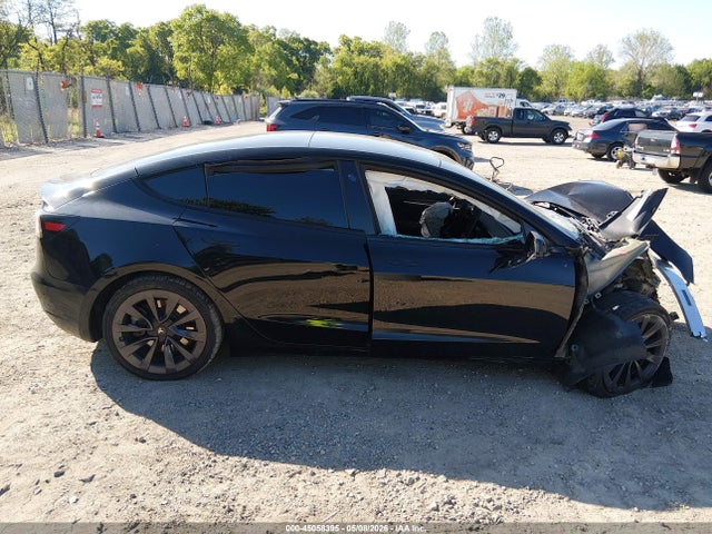 Tesla Model 3 Rear-wheel Drive 2022 5YJ3E1EAXNF184734 Image 13