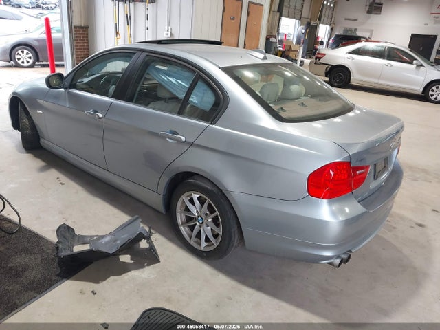 2010 Bmw 328i მანქანა იყიდება აუქციონზე, vin: WBAPH7C5XAA176666, აუქციონის ნომერი: 45058417