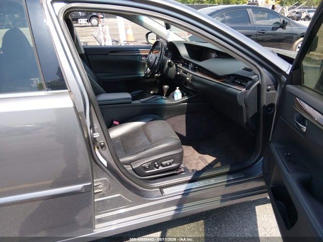 2014 Lexus Es 350 მანქანა იყიდება აუქციონზე, vin: JTHBK1GG8E2127987, აუქციონის ნომერი: 45058442