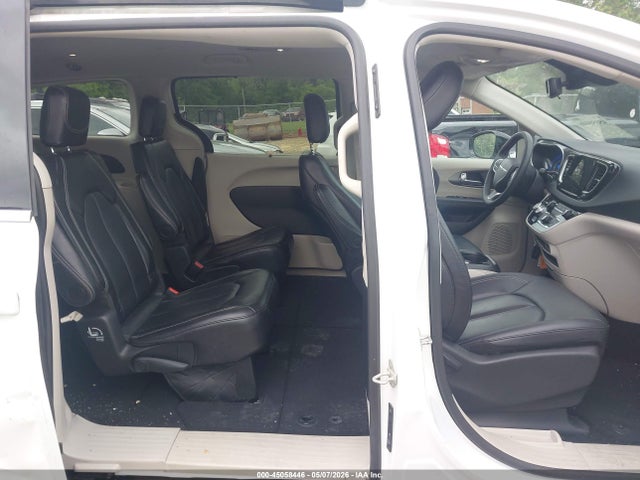 Продаж на аукціоні авто 2024 Chrysler Pacifica Touring L, vin: 2C4RC1BG9RR115813, номер лоту: 45058446