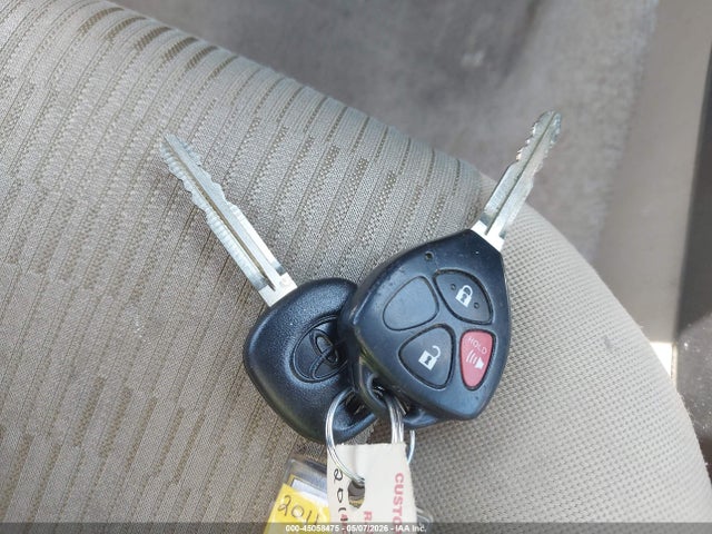 2011 Toyota Rav4 მანქანა იყიდება აუქციონზე, vin: JTMBF4DV2BD039995, აუქციონის ნომერი: 45058475