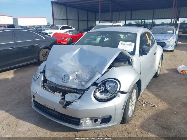 2014 Volkswagen Beetle 1.8t Entry მანქანა იყიდება აუქციონზე, vin: 3VWF17AT1EM633696, აუქციონის ნომერი: 45058480