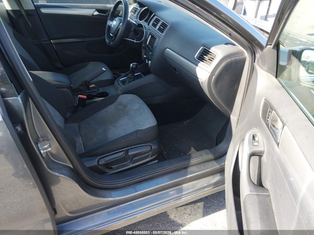 45058503 :رقم المزاد ، 3VW2B7AJ7HM394945 vin ، 2017 Volkswagen Jetta 1.4t S مزاد بيع