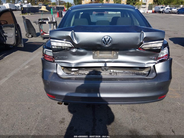 45058503 :رقم المزاد ، 3VW2B7AJ7HM394945 vin ، 2017 Volkswagen Jetta 1.4t S مزاد بيع
