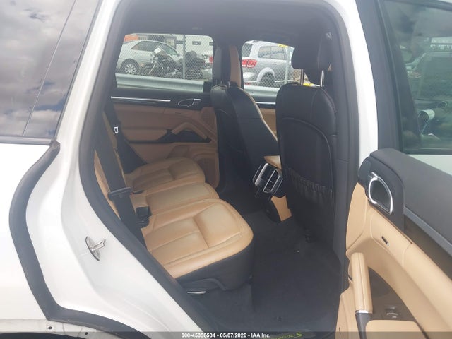 Продажа на аукционе авто 2018 Porsche Cayenne E-hybrid S Platinum Edition, vin: WP1AE2A21JLA72227, номер лота: 45058504