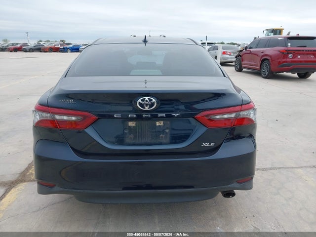 Toyota CAMRY XLE 2021 4T1F11AK2MU565115 Image 16