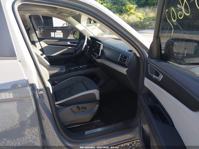 Продаж на аукціоні авто 2024 Volkswagen Atlas 2.0t Peak Edition Sel, vin: 1V2GR2CA5RC582563, номер лоту: 45058602