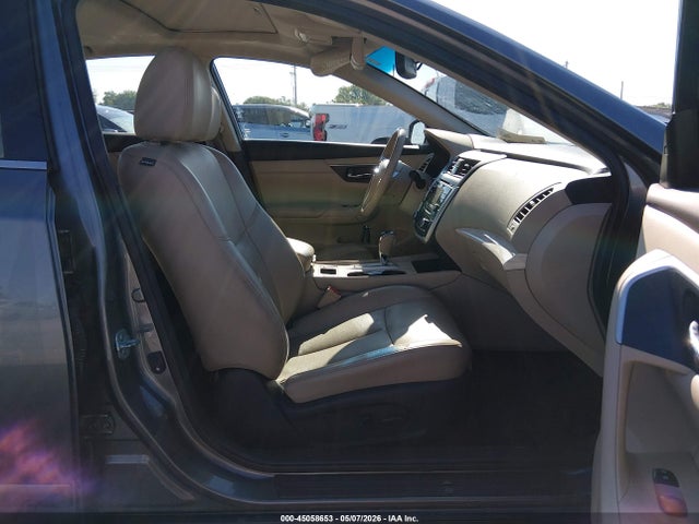 Продажа на аукционе авто 2017 Nissan Altima 2.5 Sl, vin: 1N4AL3AP5HC124077, номер лота: 45058653
